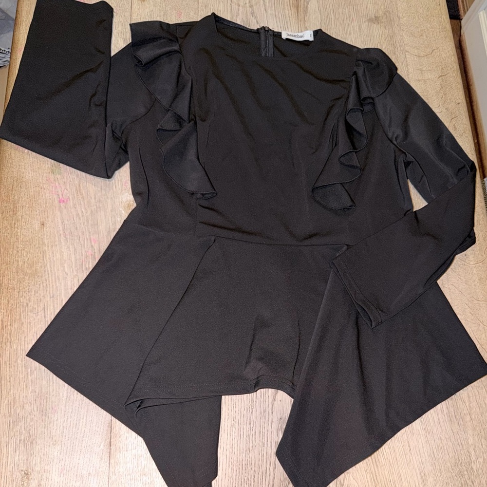 Chic Black Fitted Top with Back Zipper, Ruffled Trim, Handkerchief Hem Line